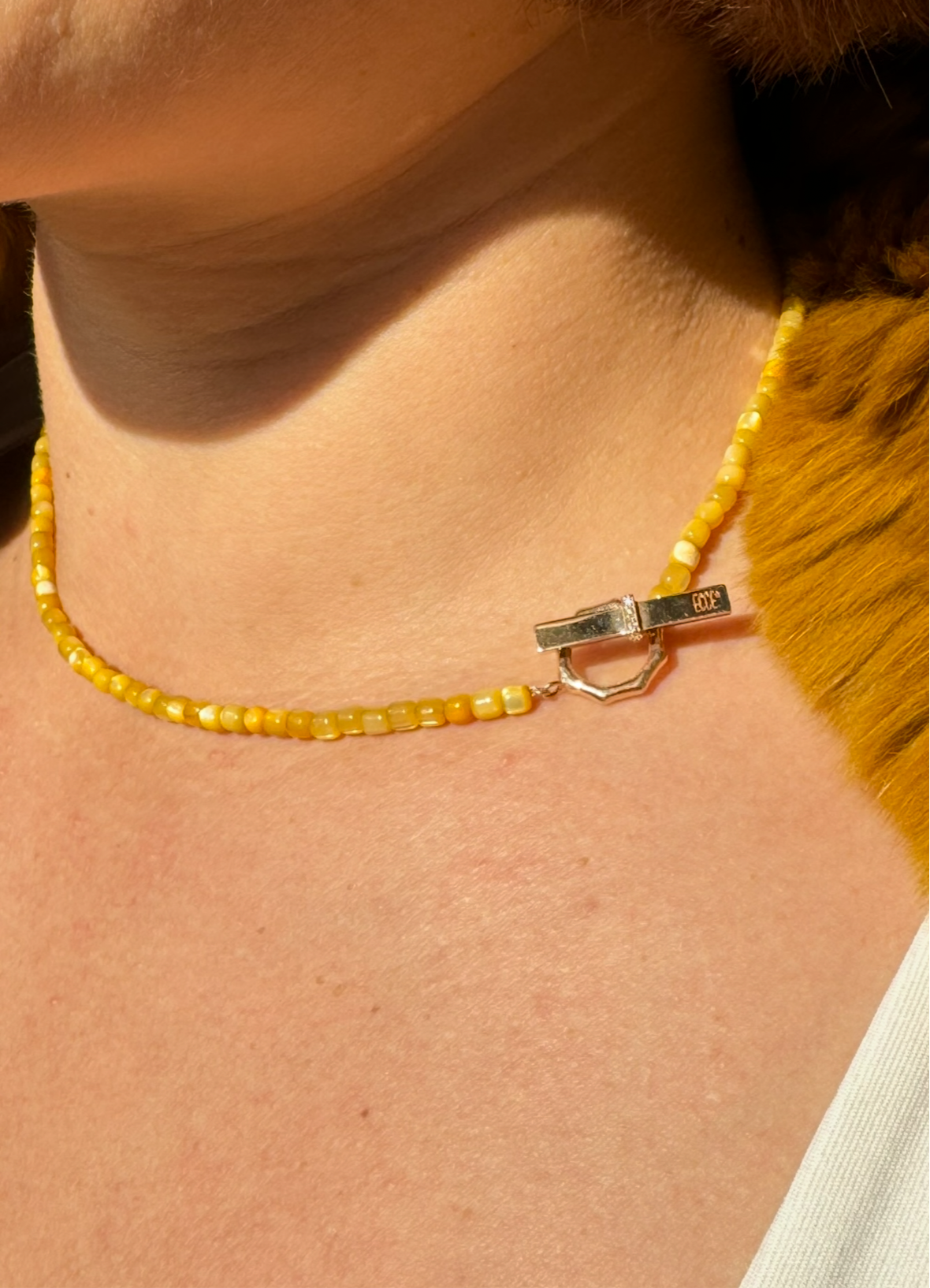Colorful Pearl Bead ECCE Brand Bar Diamond Necklace - White